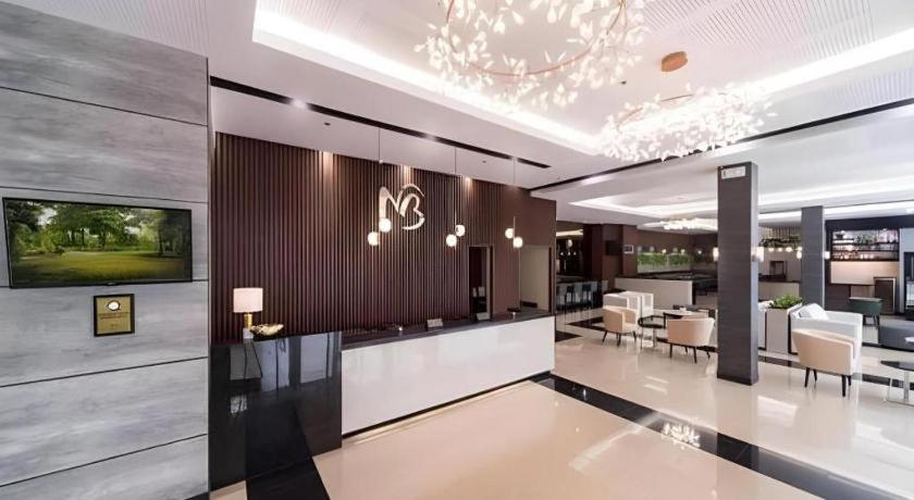 Mallberry Suites Business Hotel Cagayan de Oro Exteriör bild